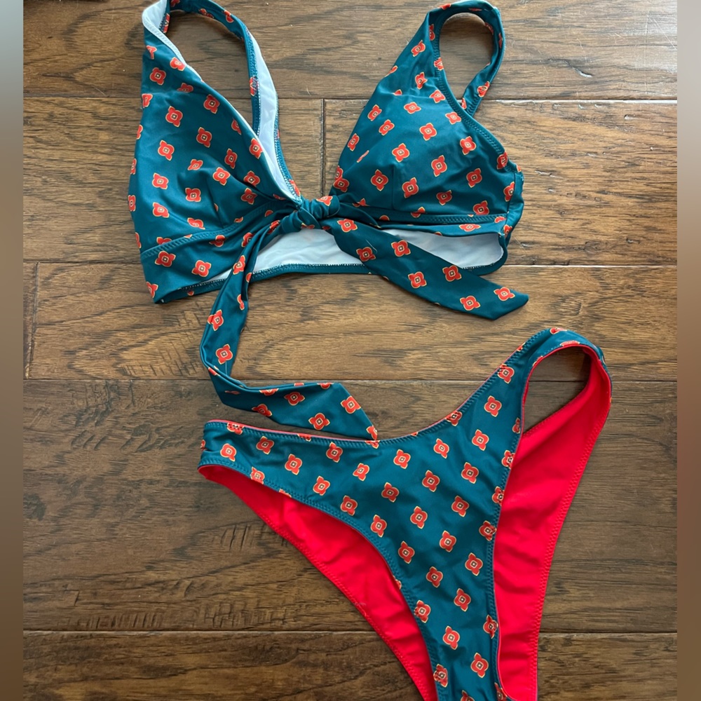 CUPSHE reversible bathing suit, tie top